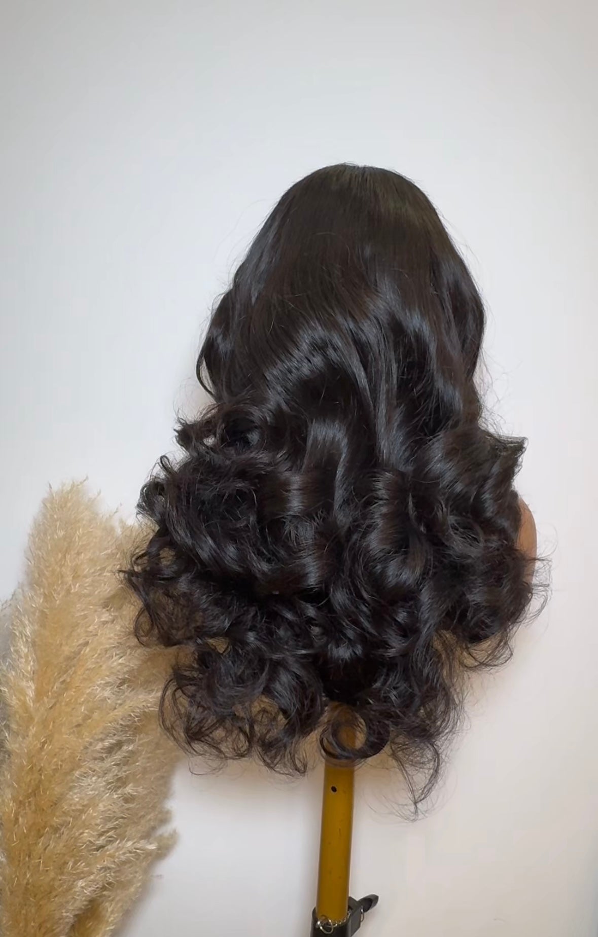 Raw Cambodian wavy in natural wavy